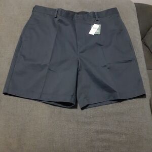 L. L. Bean Natural Fit Wrinkle Resistant Shorts Men Size 40 Blue High Rise